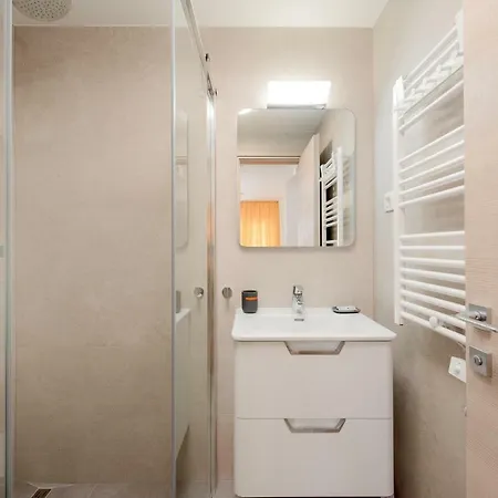 Guest house L17